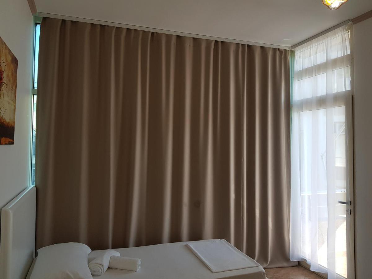 Škalngur Grand G&T酒店 外观 照片